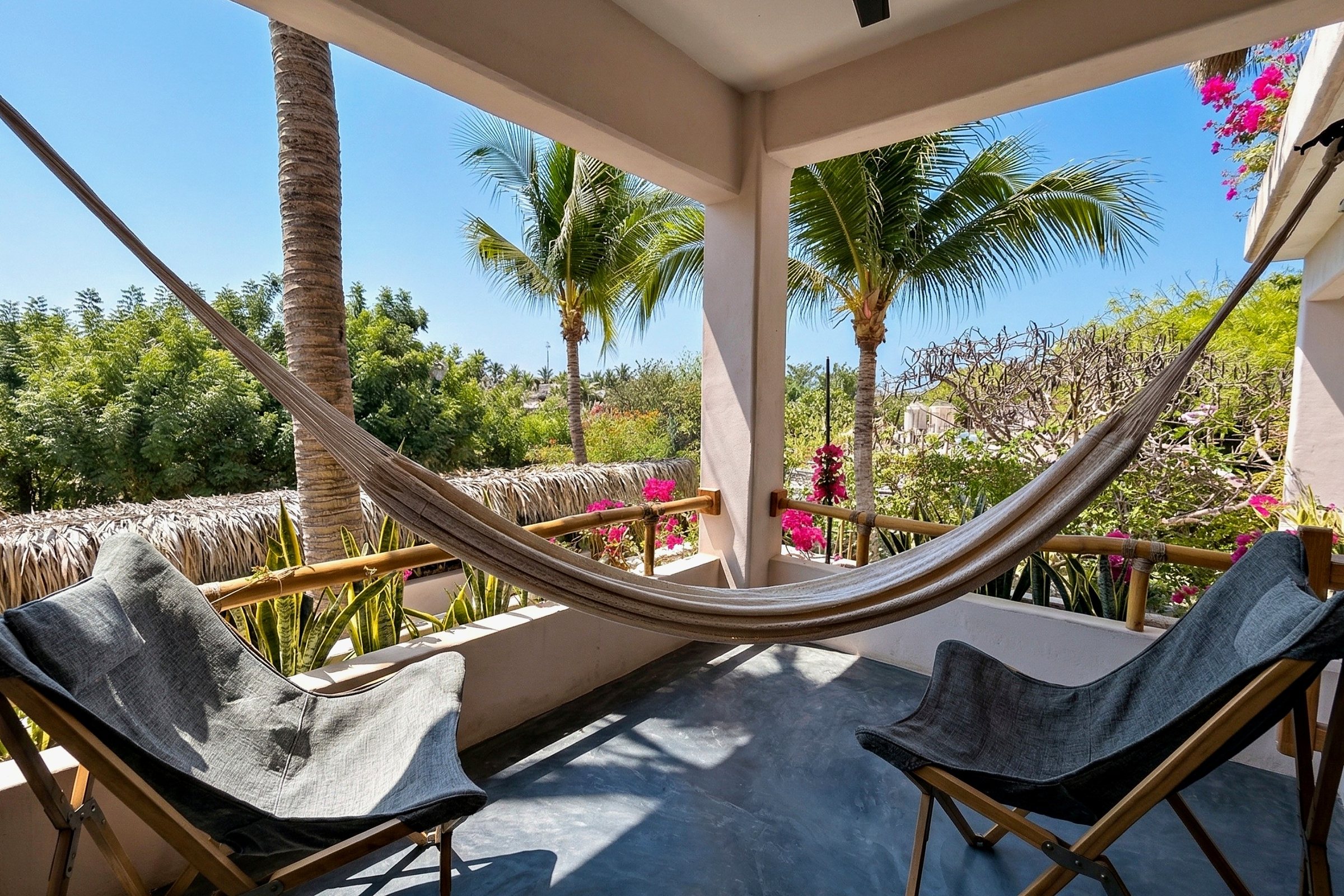 Balcony Suite · 2/7